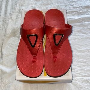 NEW Orthaheel Flip Flops